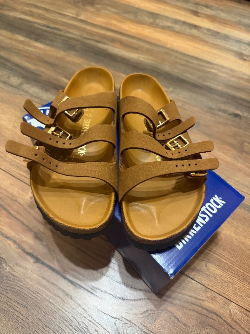 NWT Birkenstock Florida sandals in brown size women’s EU 39 (US 8/8.5)